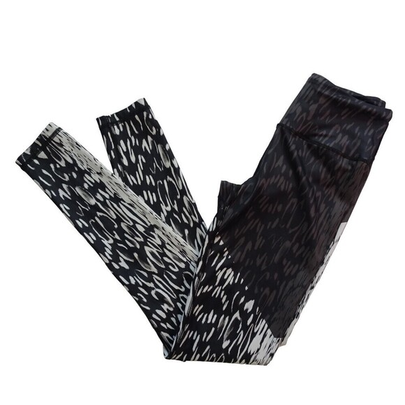 Victoria's Secret Pants - VICTORIA'S SECRET Knockout Leggings Stretch Active Yoga Work-Out Leopard Size XS